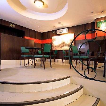 Eurotel Makati Makati City Exteriör bild