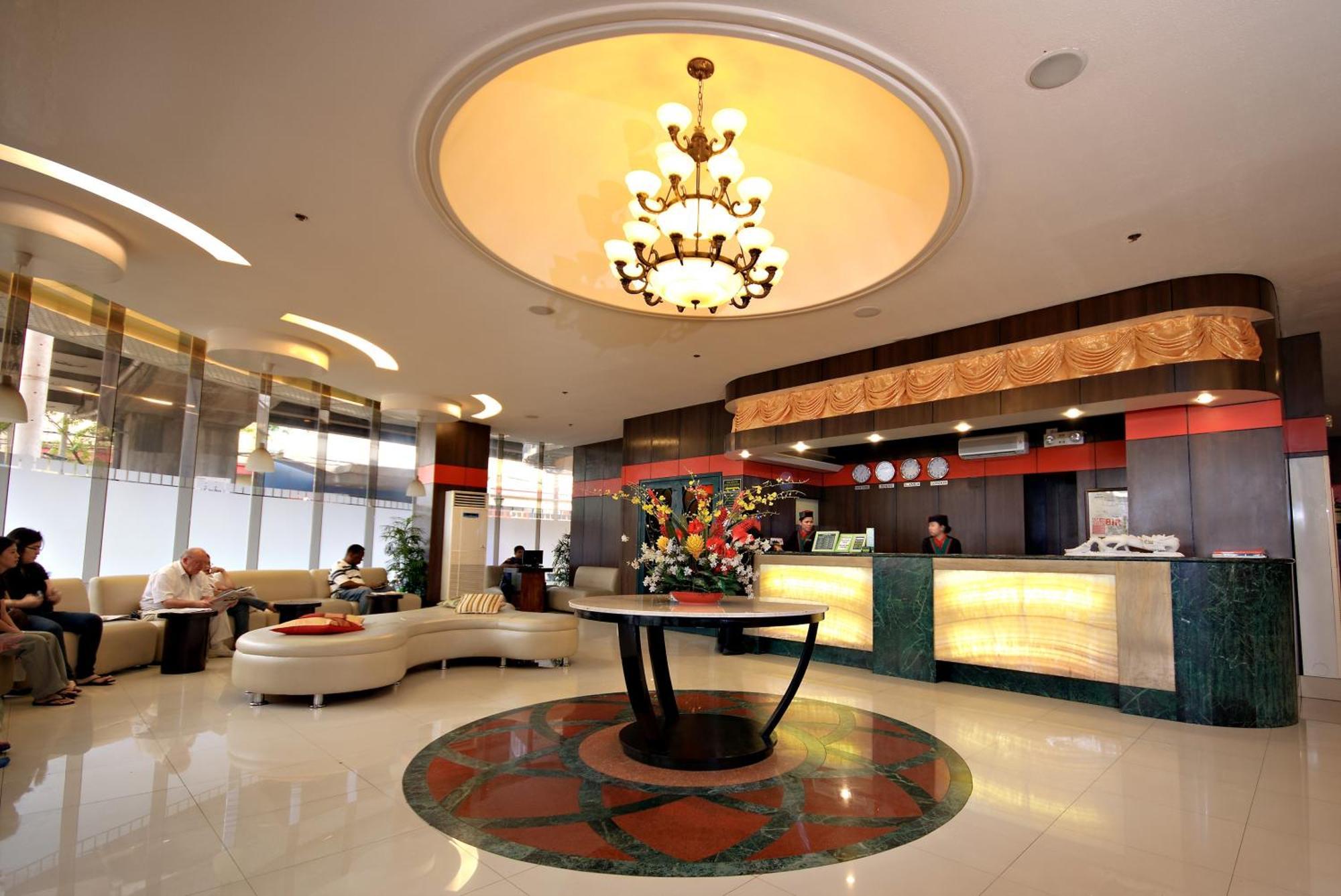 Eurotel Makati Makati City Exteriör bild